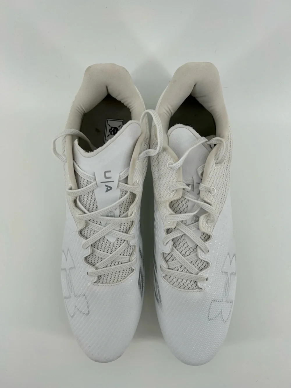 Under Armour White Low-Top Football Cleats Blur Smoke